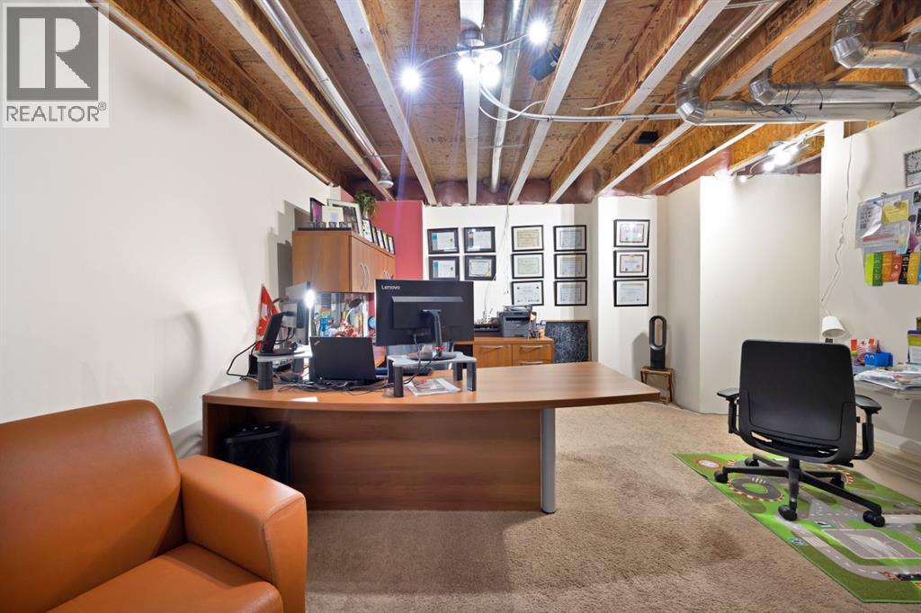 108 Panamount Way Nw, Calgary, Alberta  T3K 0P7 - Photo 29 - A2295876