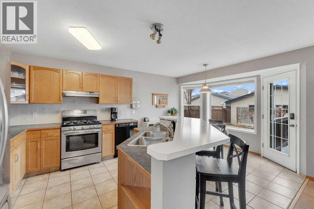 52 Covewood Green NE, Calgary, Alberta  T3K 5G5 - Photo 14 - A2296226