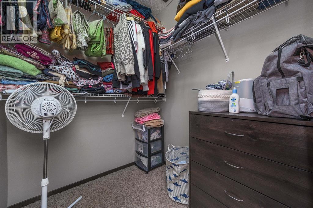 702 Panamount Boulevard NW, Calgary, Alberta  T3K 0P7 - Photo 25 - A2299325