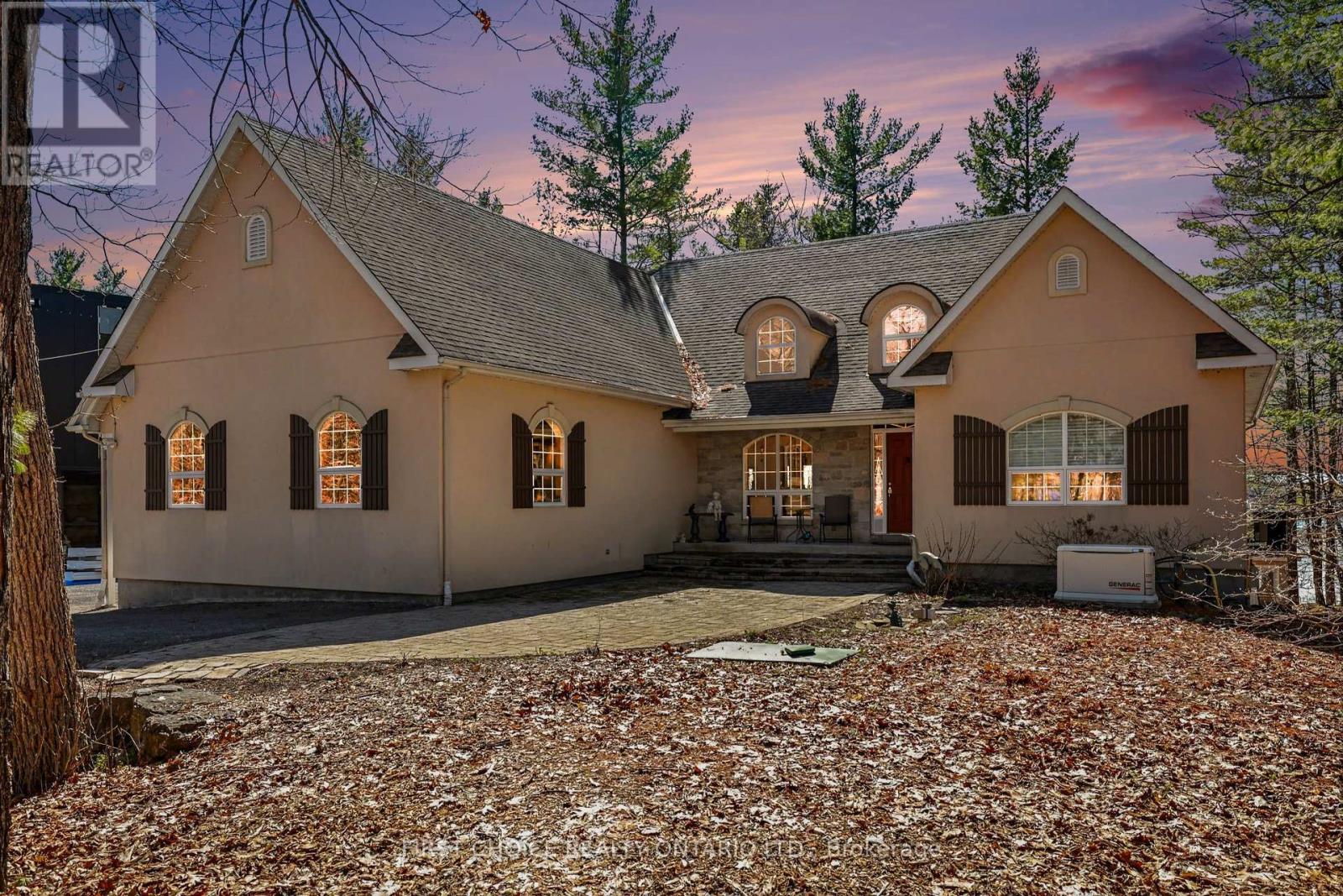 4136 ARMITAGE AVENUE, Ottawa, Ontario