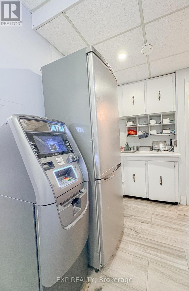 #main - 341 Geneva Street, St. Catharines, Ontario  L2N 2G3 - Photo 10 - X13017184