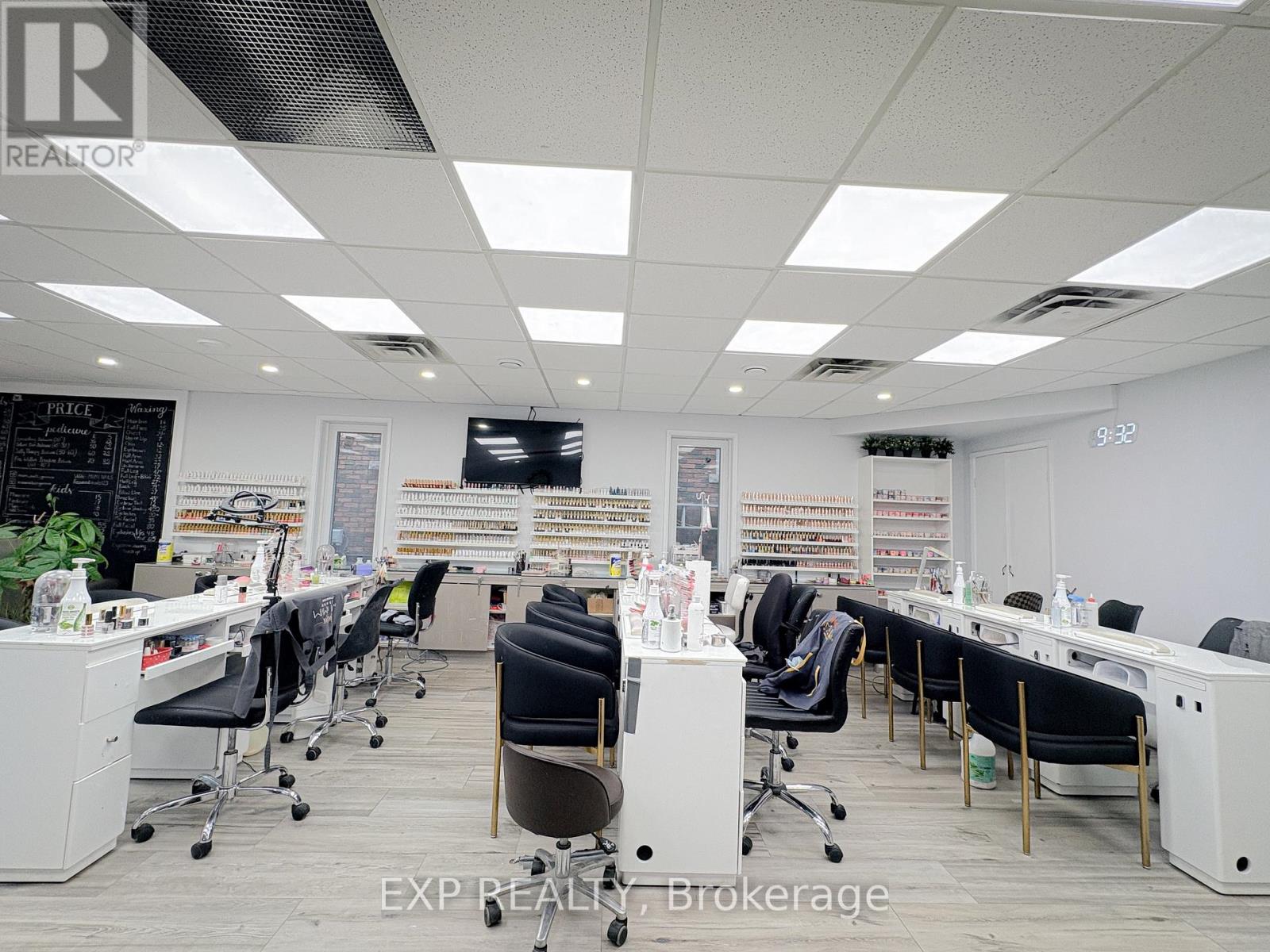 #main - 341 Geneva Street, St. Catharines, Ontario  L2N 2G3 - Photo 4 - X13017184