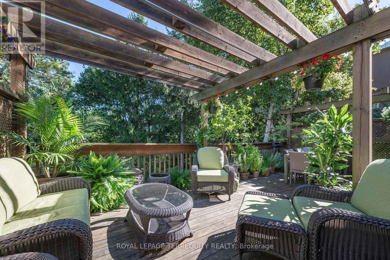 223 Riverside Drive, Toronto, Ontario  M6S 4A8 - Photo 43 - W12746380