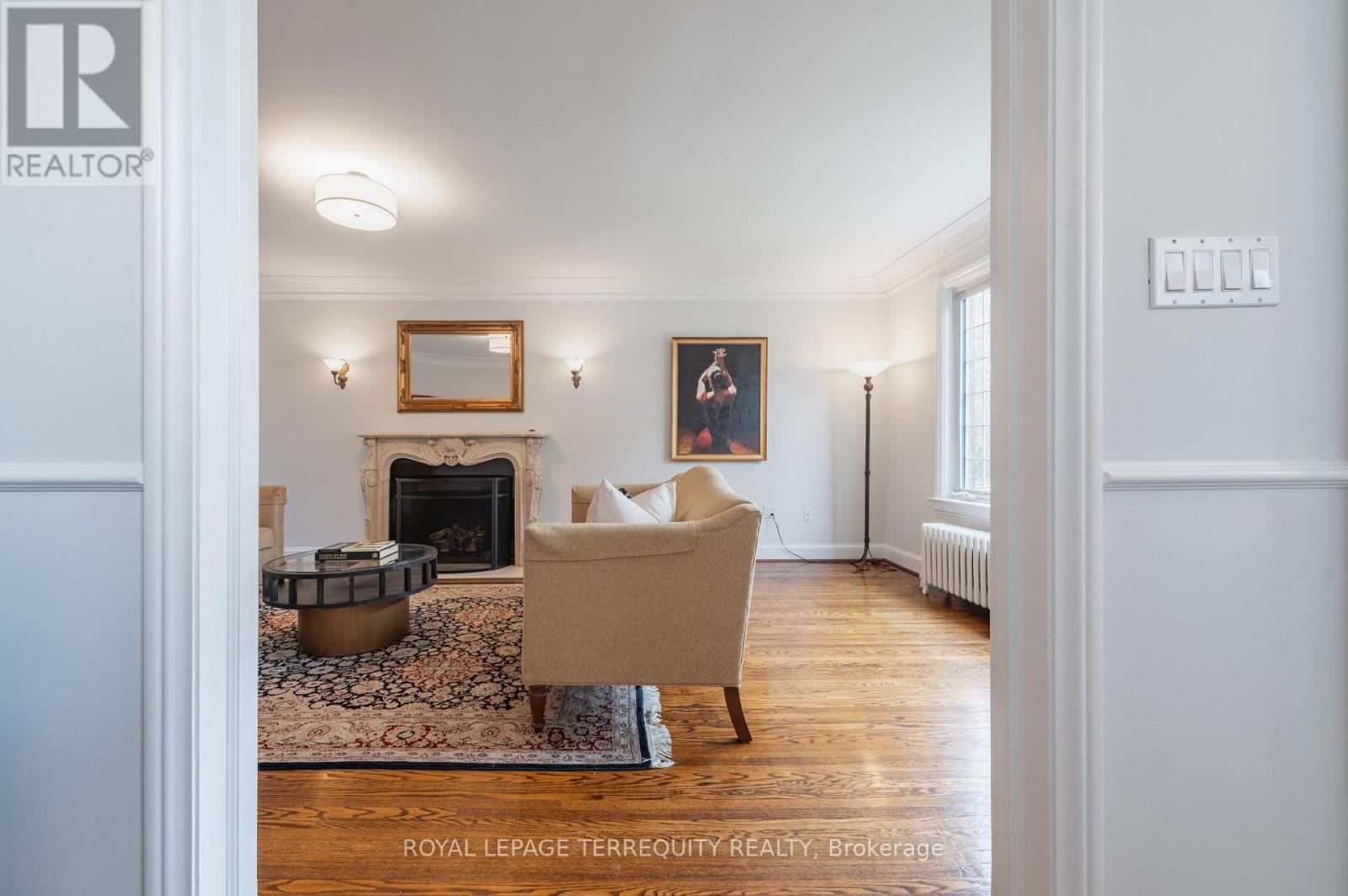 223 Riverside Drive, Toronto, Ontario  M6S 4A8 - Photo 7 - W12746380