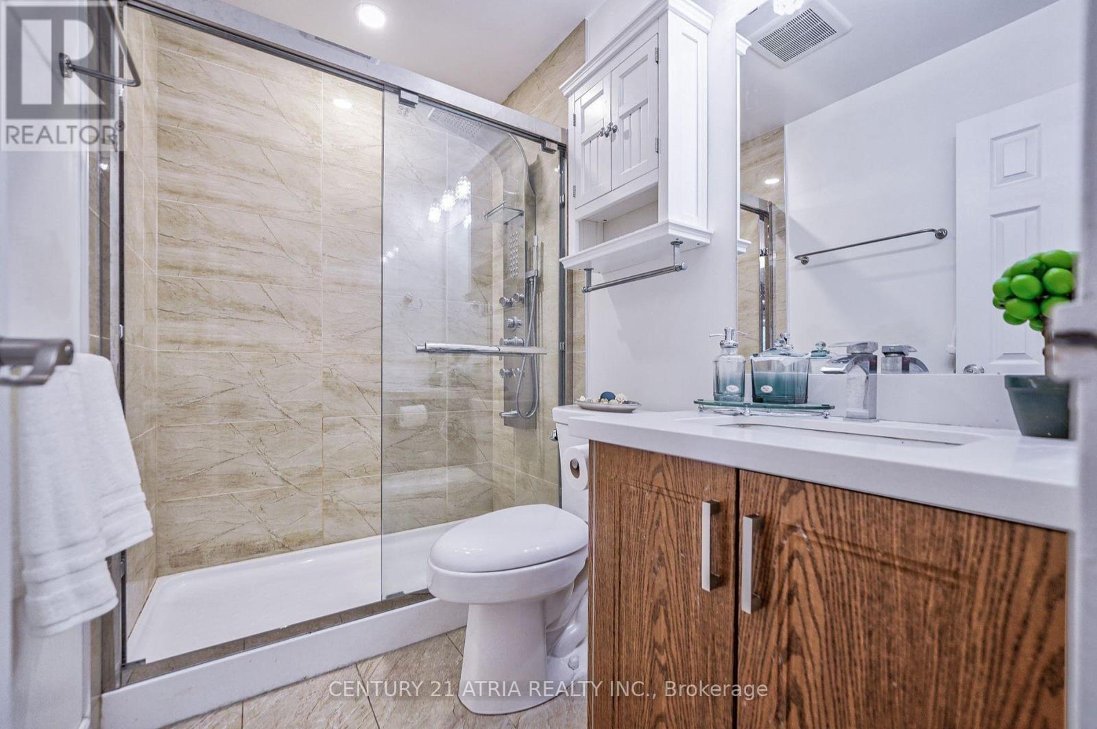 345 Hollyberry Trail, Toronto (Hillcrest Village), Ontario  M2H 2P5 - Photo 14 - C13017210