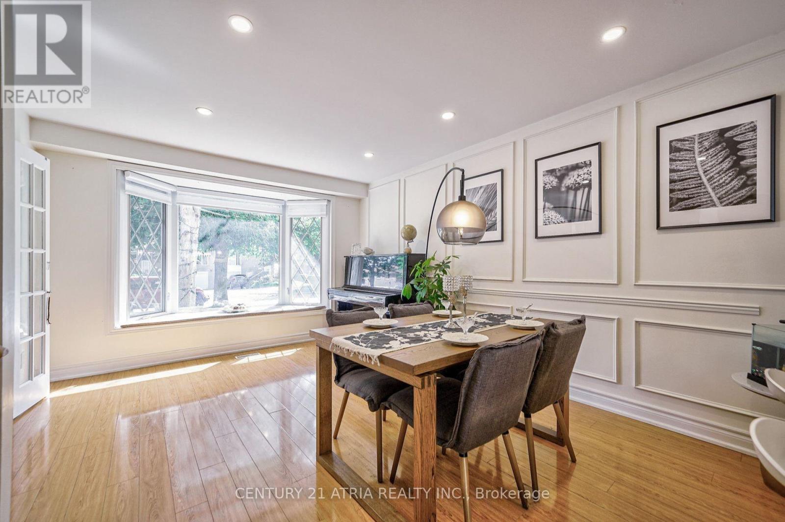 345 Hollyberry Trail, Toronto (Hillcrest Village), Ontario  M2H 2P5 - Photo 3 - C13017210