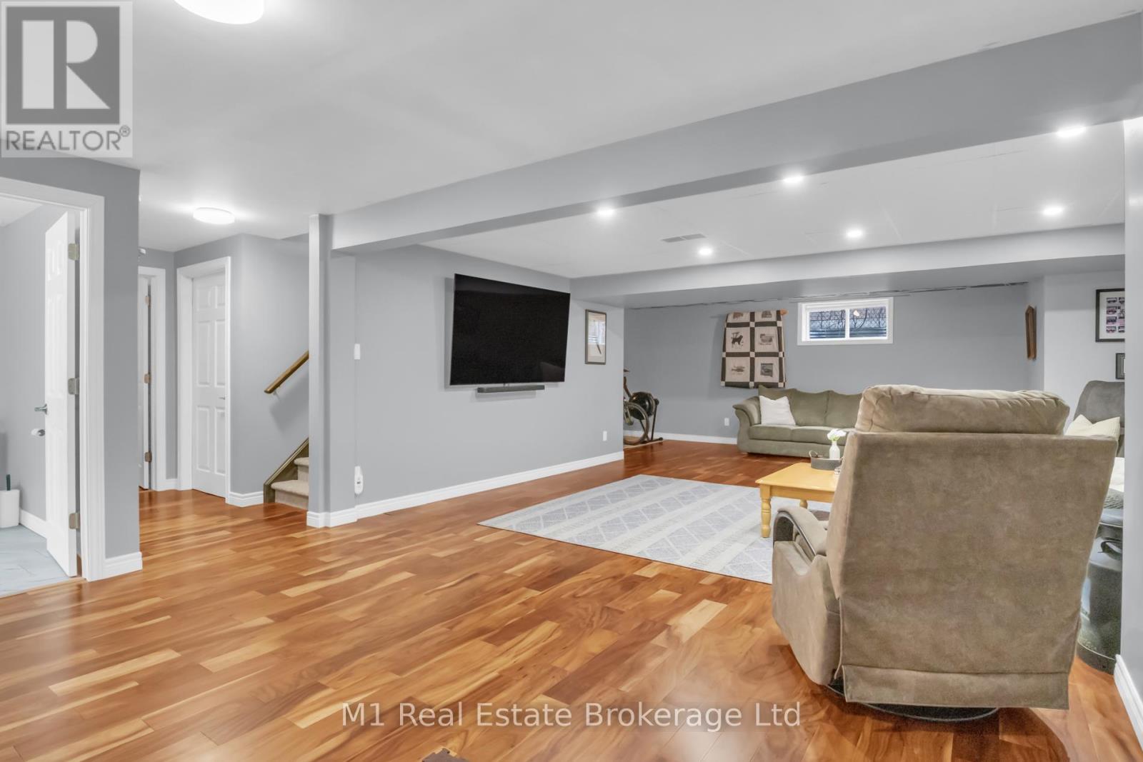 79 Spencer Drive, Centre Wellington, Ontario  N0B 1S0 - Photo 32 - X12997476