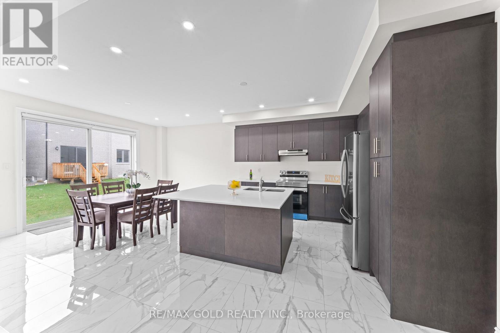 105 Walker Road W, Caledon (Caledon East), Ontario  L7C 4M9 - Photo 16 - W13017174