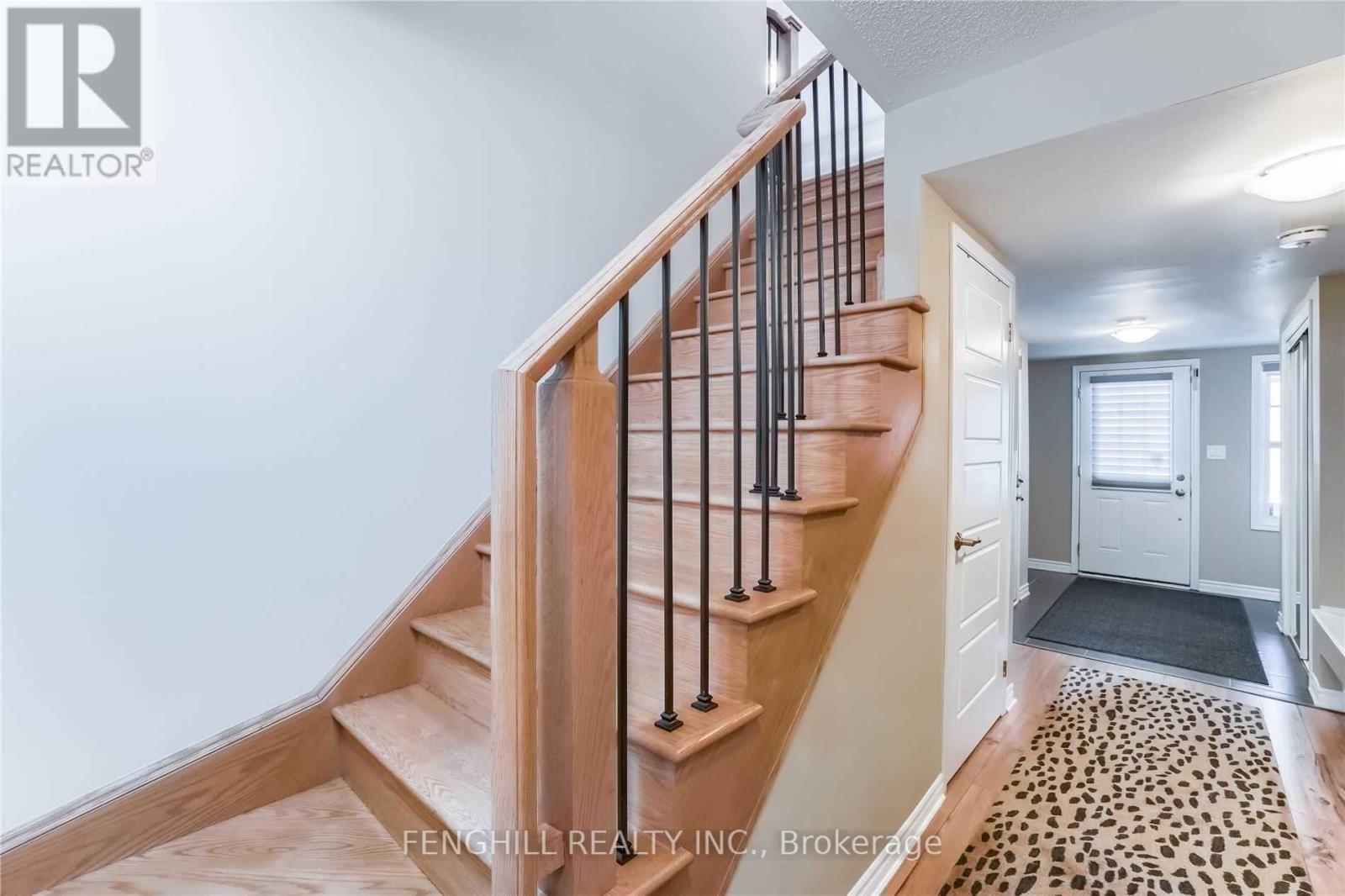 120 Gore Court, Milton (Fo Ford), Ontario  L9E 1G2 - Photo 3 - W13017178