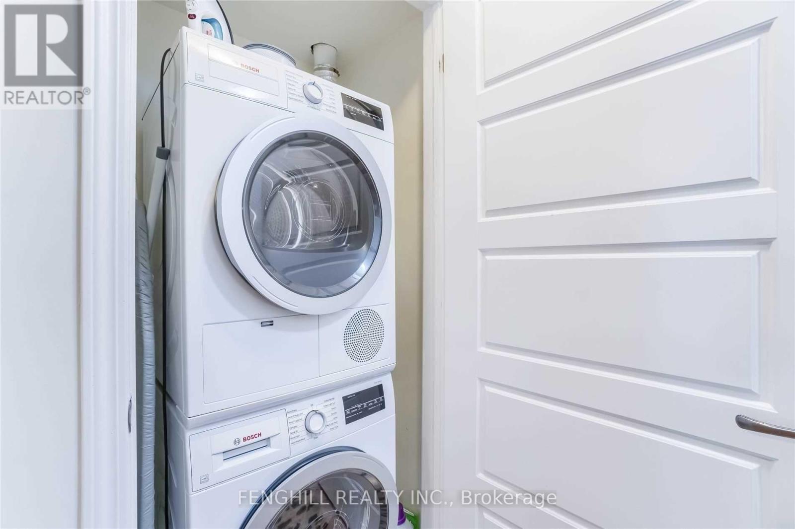 120 Gore Court, Milton (Fo Ford), Ontario  L9E 1G2 - Photo 4 - W13017178