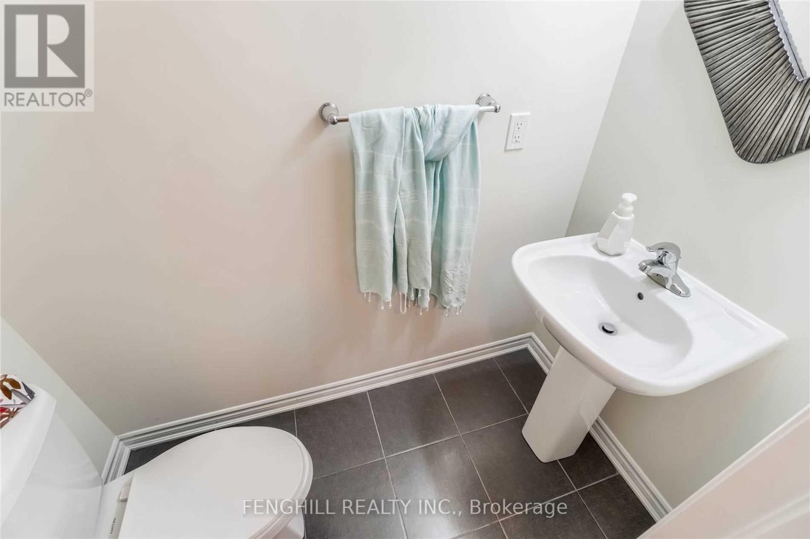 120 Gore Court, Milton (Fo Ford), Ontario  L9E 1G2 - Photo 9 - W13017178