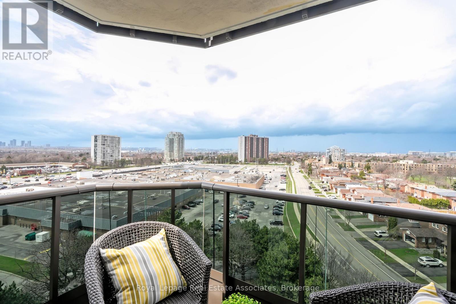 909 - 1155 Bough Beeches Boulevard, Mississauga (Rathwood), Ontario  L4W 4N2 - Photo 17 - W13017200