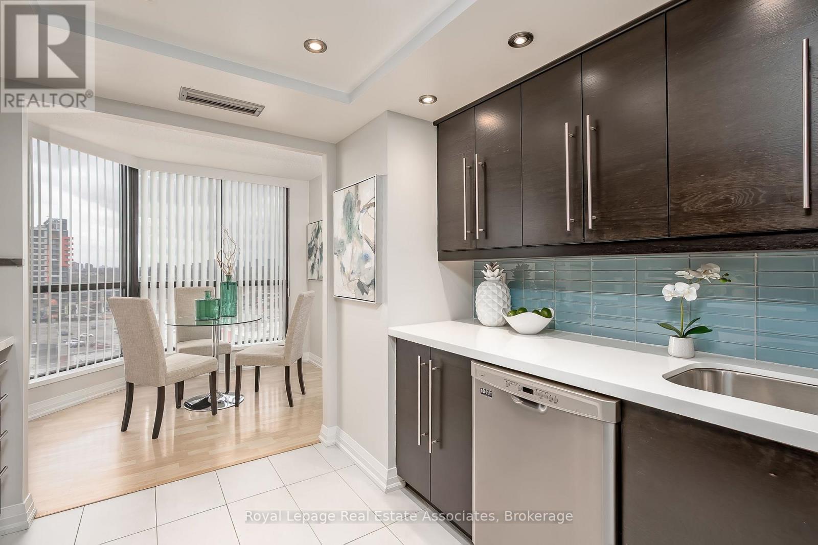 909 - 1155 Bough Beeches Boulevard, Mississauga (Rathwood), Ontario  L4W 4N2 - Photo 21 - W13017200