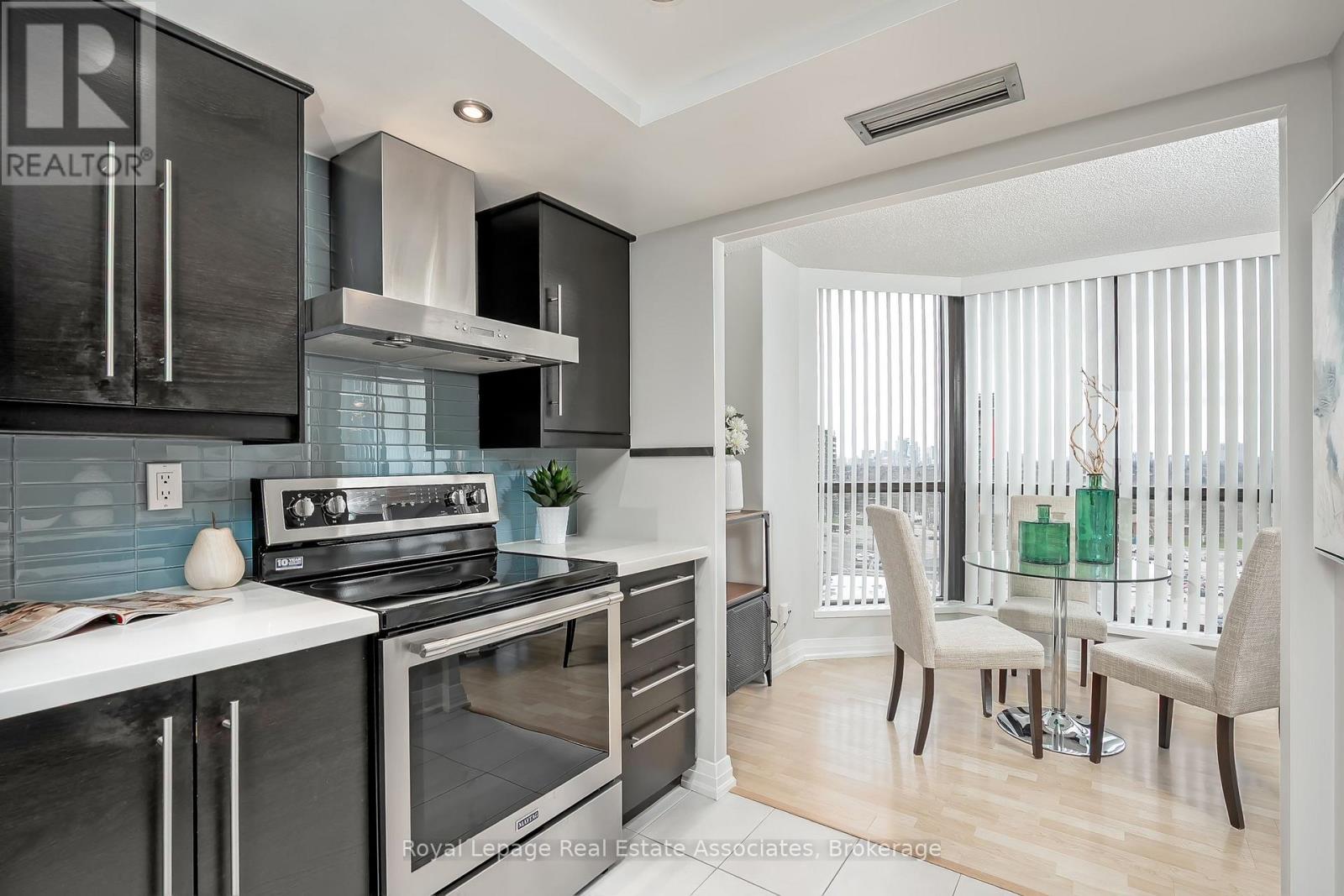 909 - 1155 Bough Beeches Boulevard, Mississauga (Rathwood), Ontario  L4W 4N2 - Photo 22 - W13017200