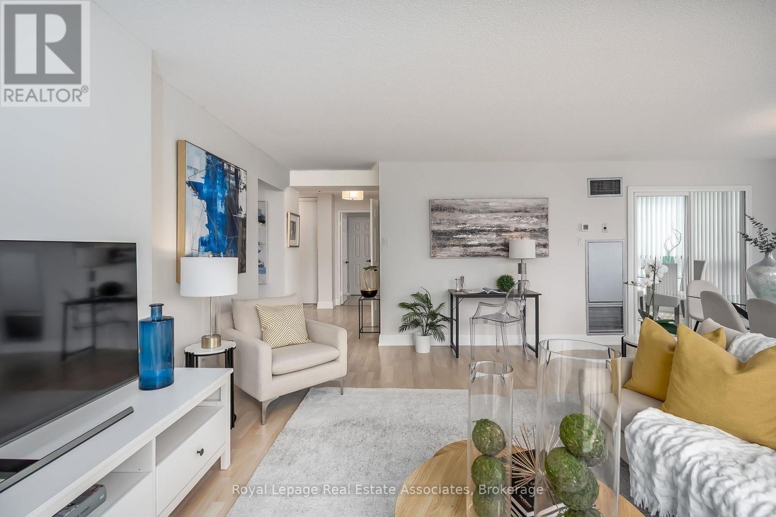 909 - 1155 Bough Beeches Boulevard, Mississauga (Rathwood), Ontario  L4W 4N2 - Photo 9 - W13017200