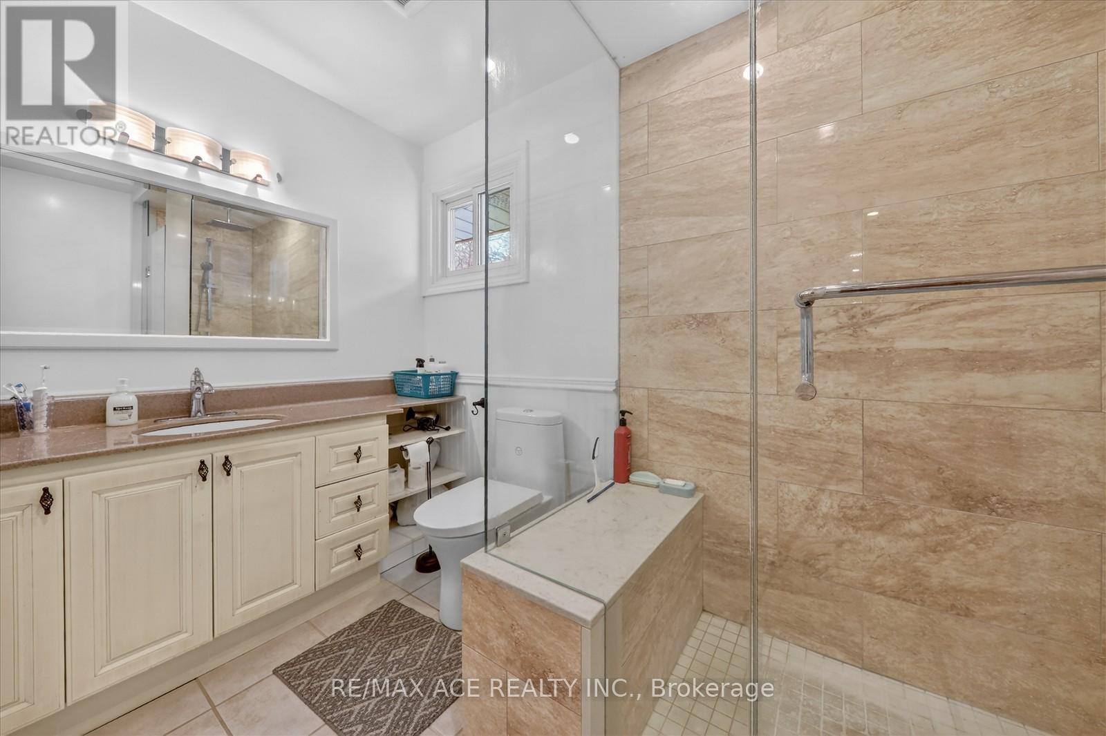 1719 Valentine Gardens, Mississauga (Clarkson), Ontario  L5J 1H4 - Photo 22 - W13017202