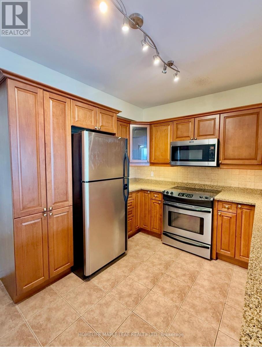 1304 - 200 Burnhamthorpe Road E, Mississauga (City Centre), Ontario  L5A 4L4 - Photo 10 - W13017206