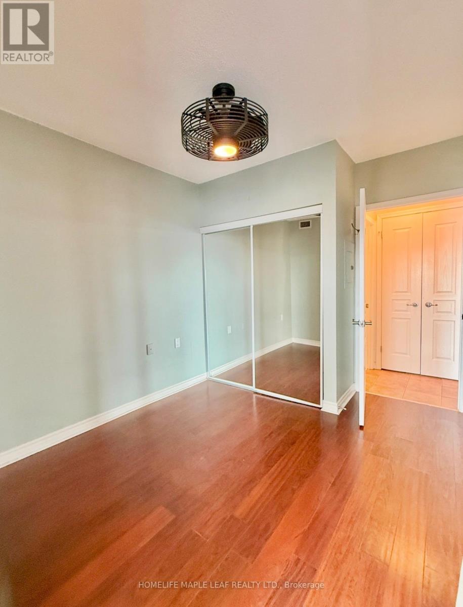 1304 - 200 Burnhamthorpe Road E, Mississauga (City Centre), Ontario  L5A 4L4 - Photo 13 - W13017206