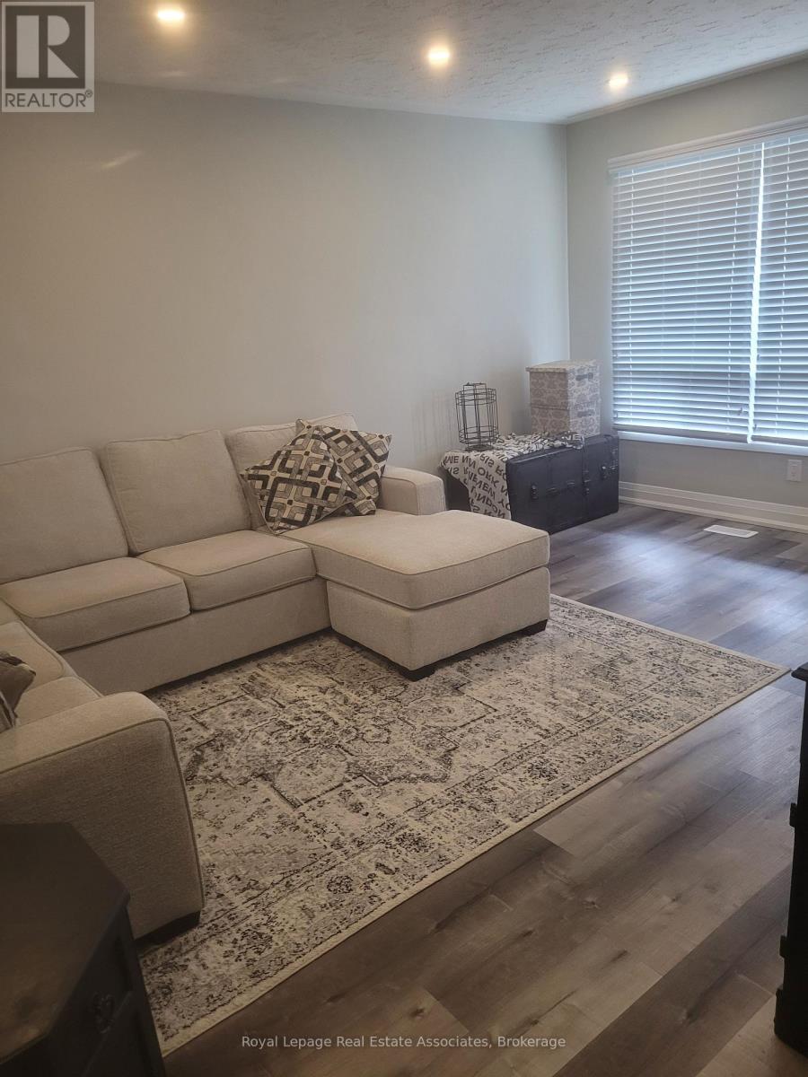 A - 22 St James Street, Brantford, Ontario  N3T 3Z6 - Photo 5 - X13017198