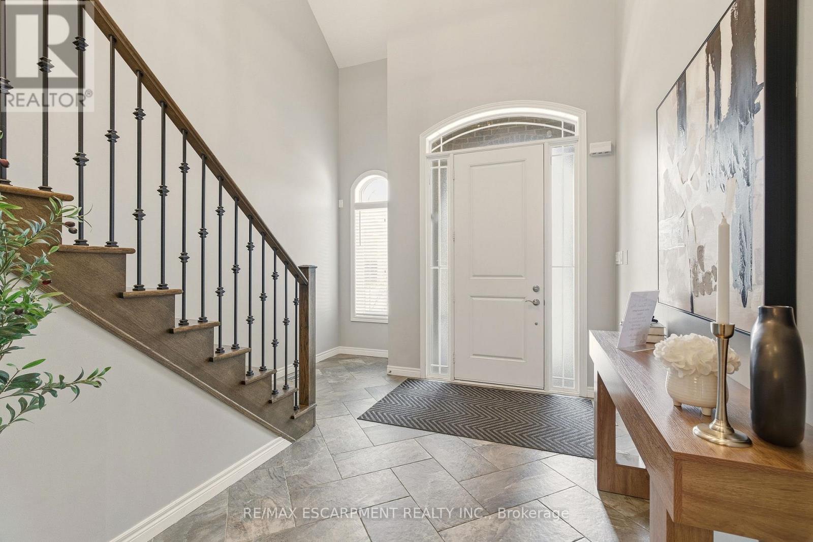 345 Festival Way, Hamilton, Ontario  L0R 1C0 - Photo 2 - X12822248