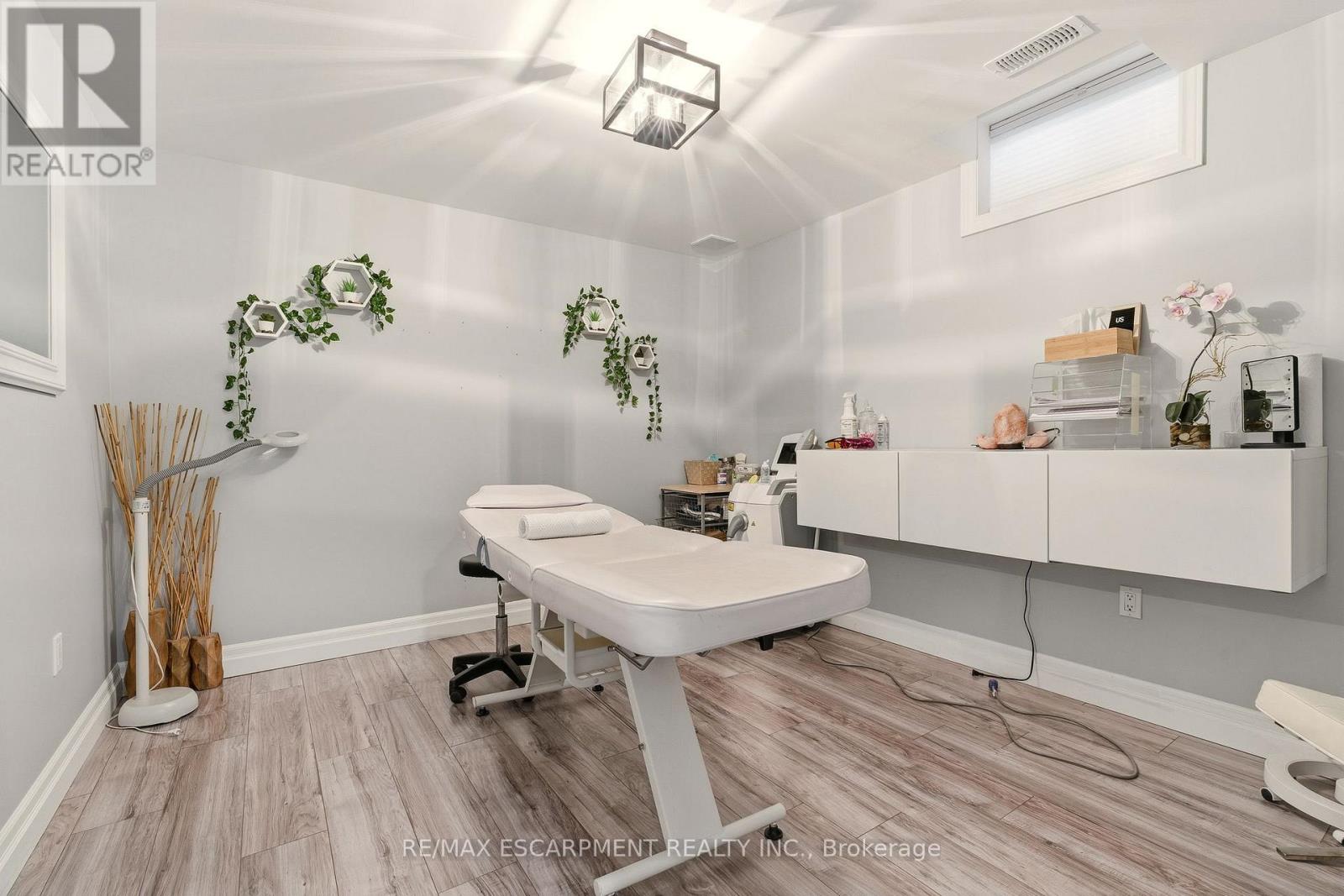 345 Festival Way, Hamilton, Ontario  L0R 1C0 - Photo 32 - X12822248