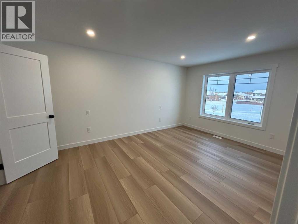 4 Williams Avenue, Olds, Alberta  T4H 0H1 - Photo 13 - A2292439