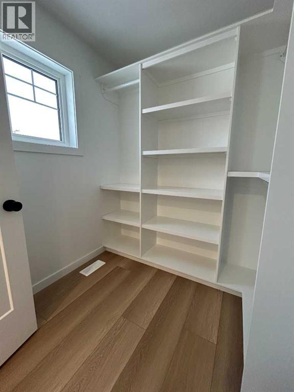 4 Williams Avenue, Olds, Alberta  T4H 0H1 - Photo 16 - A2292439