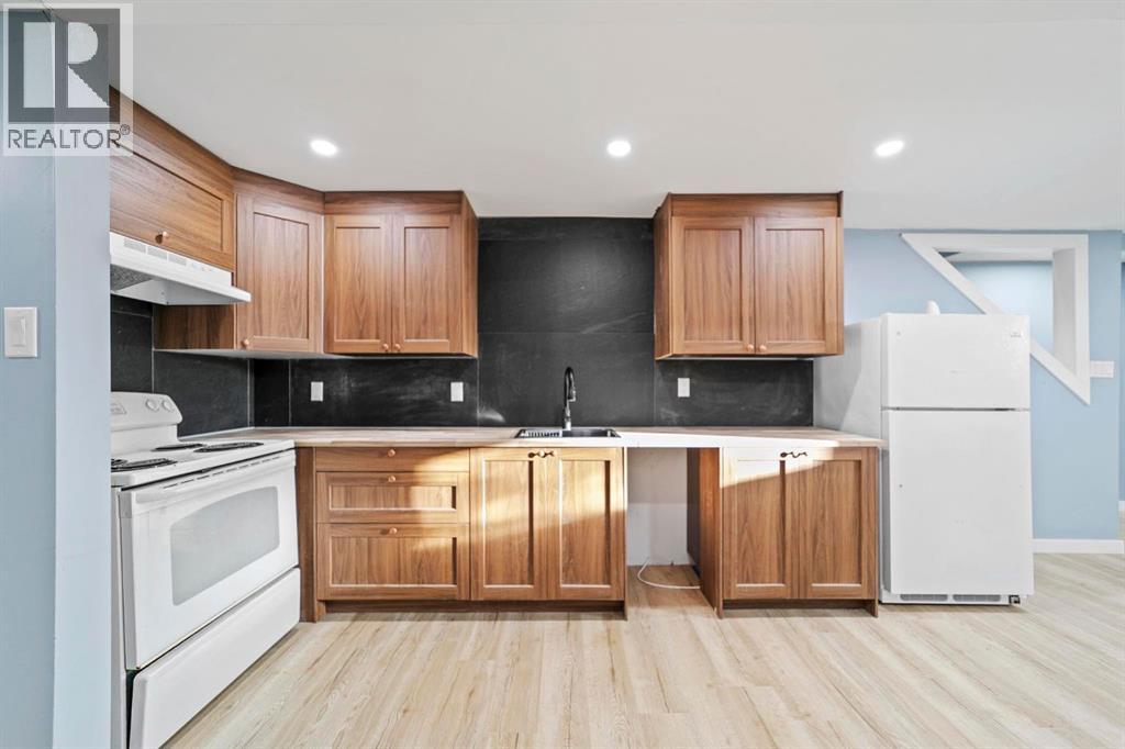 5444 50 Street, Camrose, Alberta  T4V 3A8 - Photo 14 - A2293652