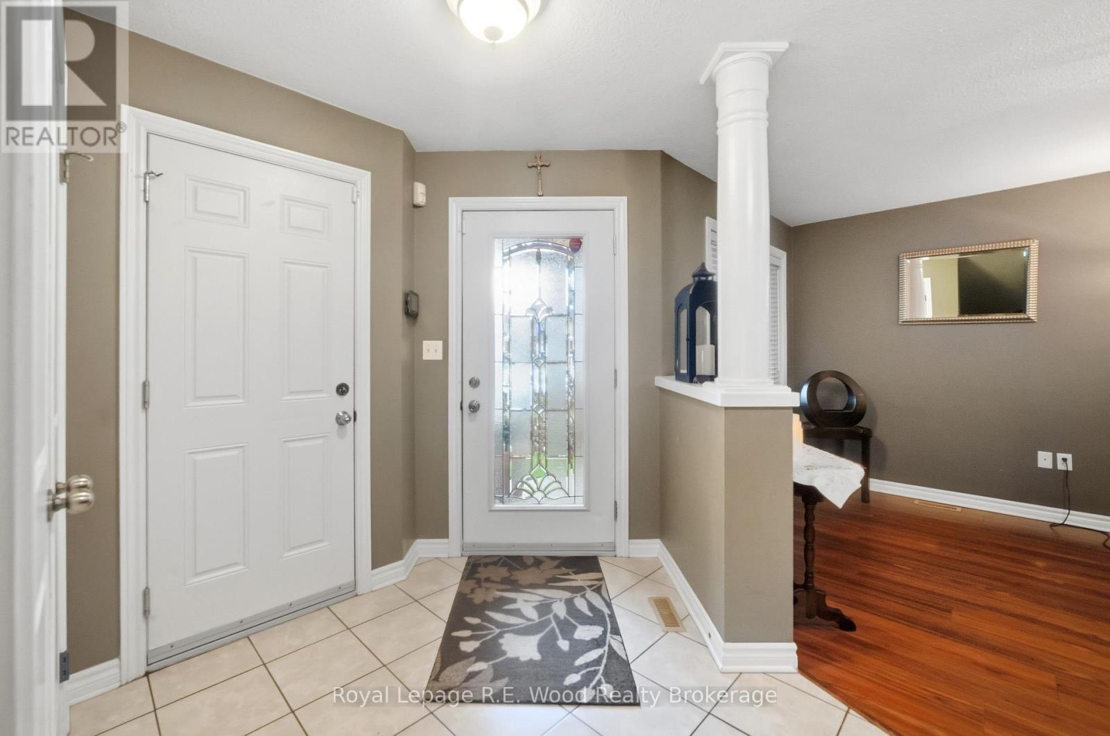 38 Langrell Avenue, Tillsonburg, Ontario  N4G 5X8 - Photo 3 - X13016434