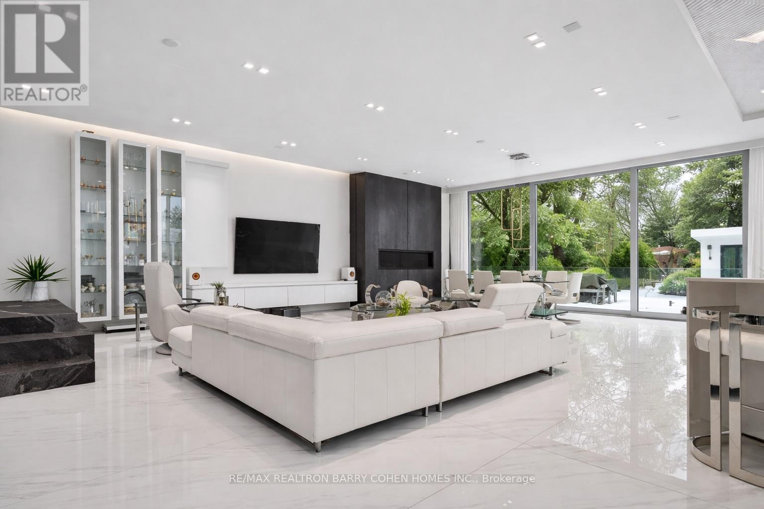 8 Cadmus Road, Toronto, Ontario  M2M 2M4 - Photo 10 - C12874746