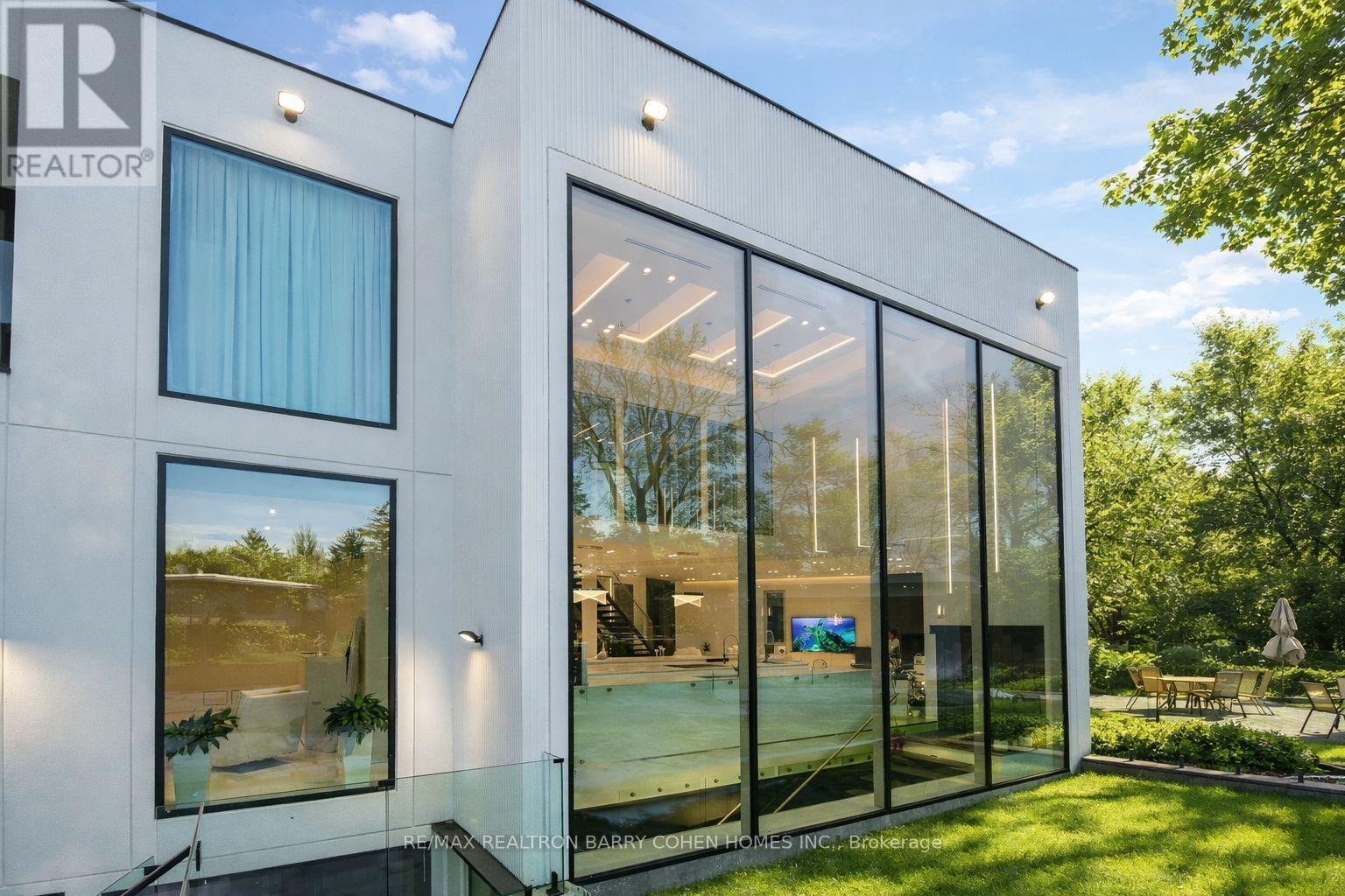 8 Cadmus Road, Toronto, Ontario  M2M 2M4 - Photo 29 - C12874746