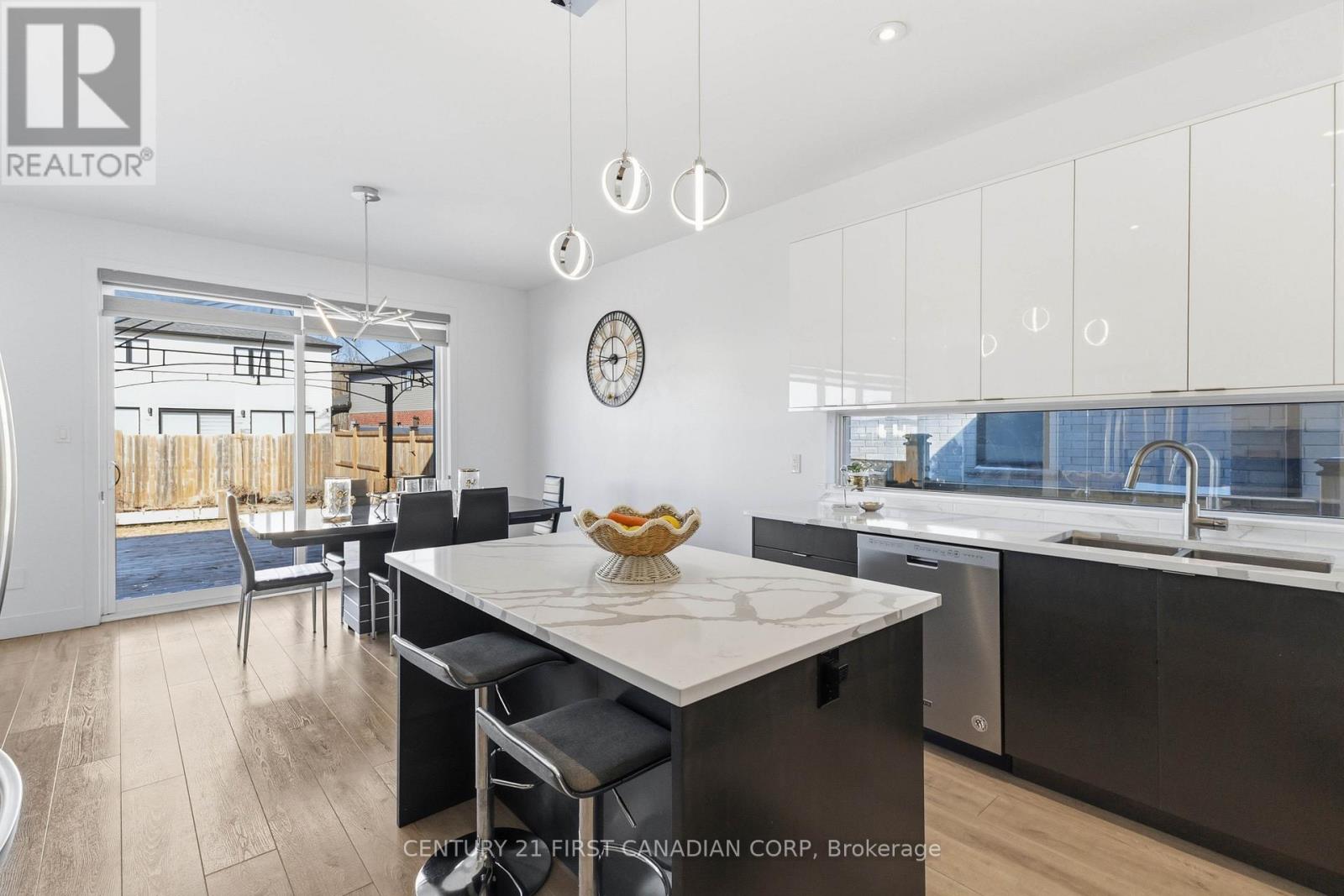 1647 Applerock Avenue, London North, Ontario  N6G 0X6 - Photo 20 - X12852032