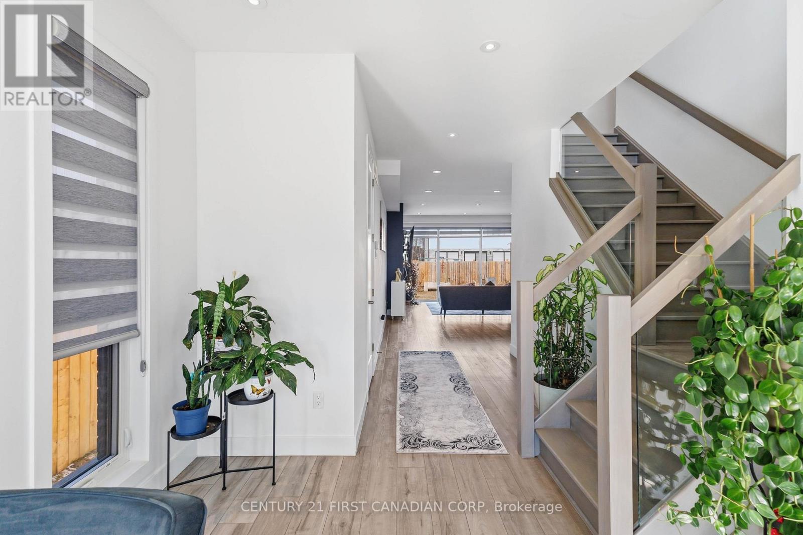 1647 Applerock Avenue, London North, Ontario  N6G 0X6 - Photo 6 - X12852032