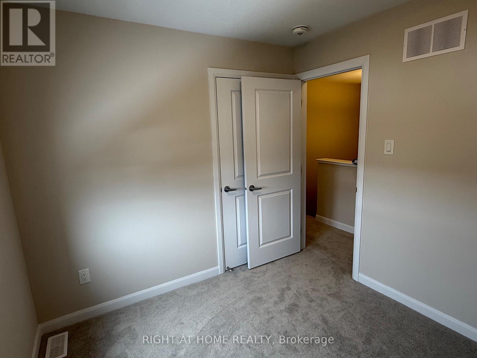 778 Jennie Trout Terrace, Ottawa, Ontario  K2W 0K7 - Photo 21 - X12831288