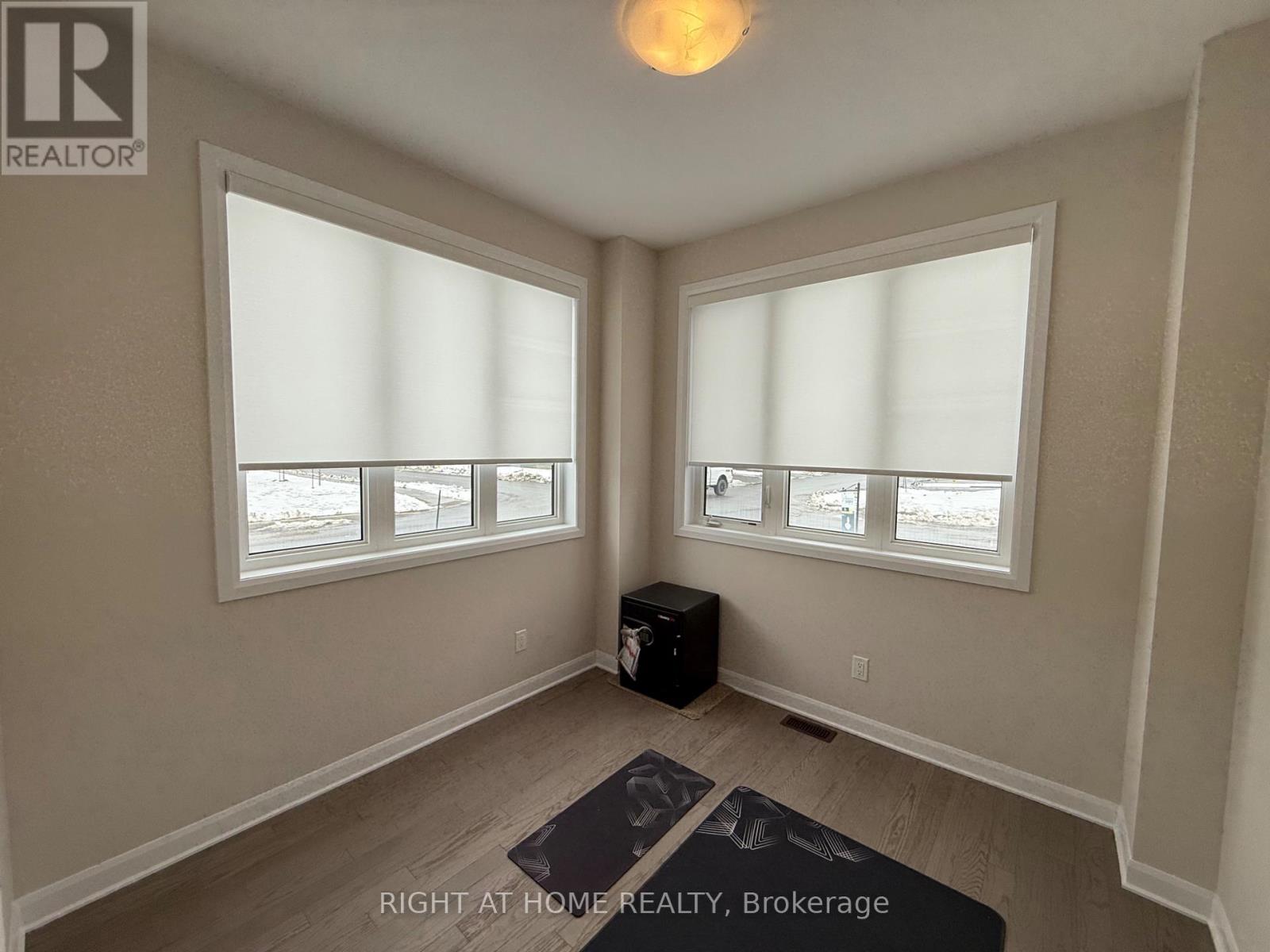 778 Jennie Trout Terrace, Ottawa, Ontario  K2W 0K7 - Photo 4 - X12831288