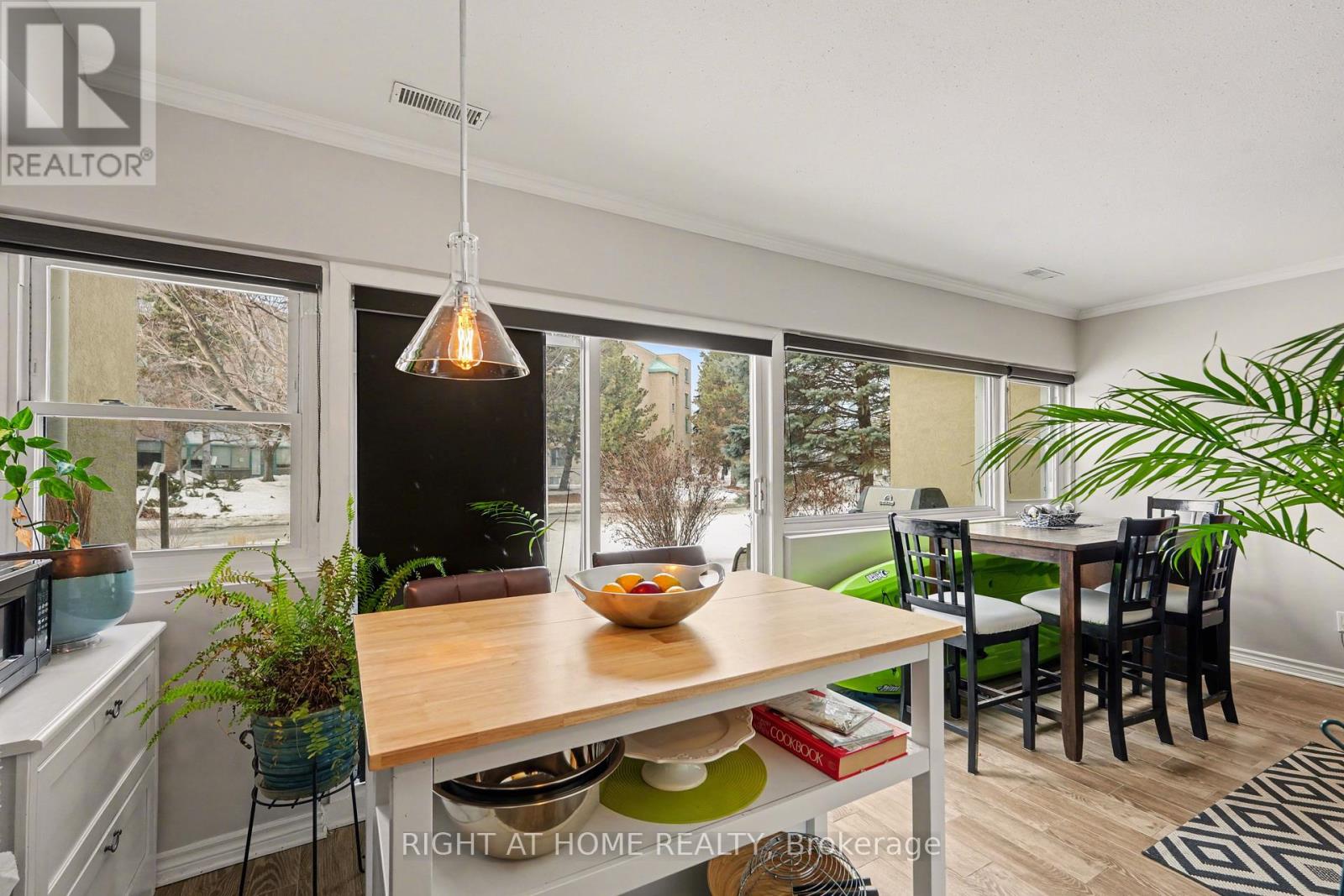 121 - 12 Corkstown Road, Ottawa, Ontario  K2H 5B3 - Photo 12 - X12855484