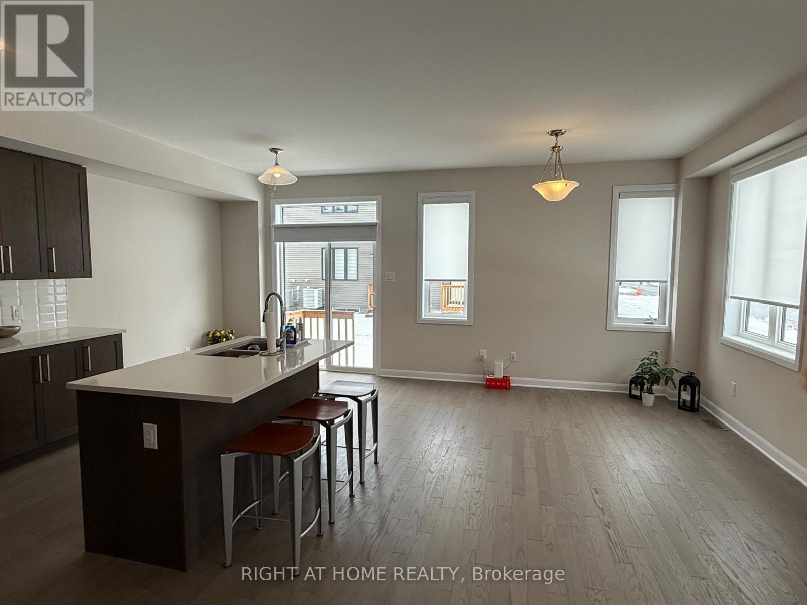 778 Jennie Trout Terrace, Ottawa, Ontario  K2W 0K7 - Photo 7 - X12831288