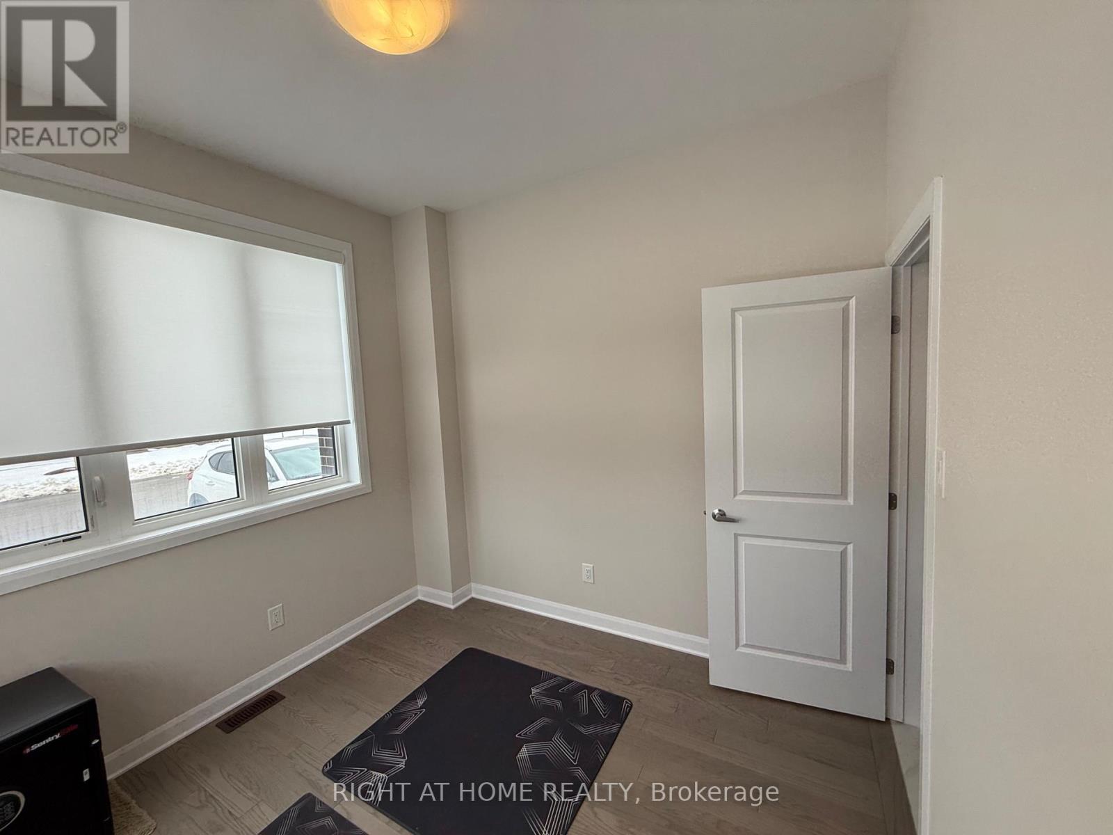 778 Jennie Trout Terrace, Ottawa, Ontario  K2W 0K7 - Photo 5 - X12831288