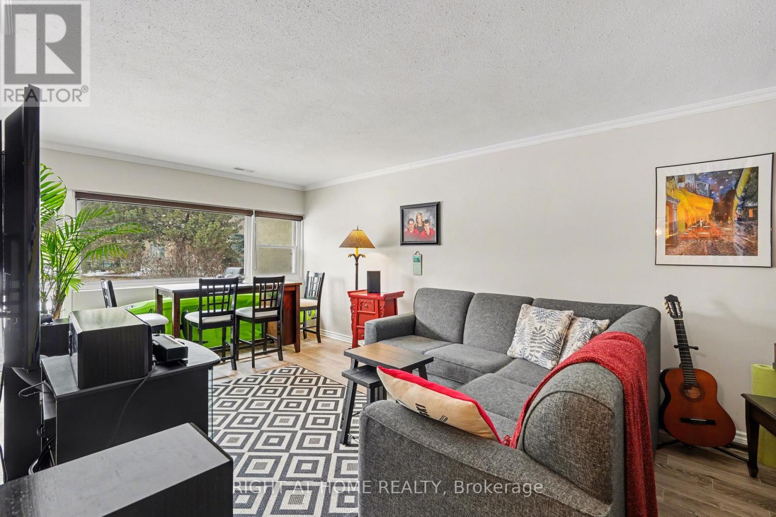 121 - 12 Corkstown Road, Ottawa, Ontario  K2H 5B3 - Photo 6 - X12855484