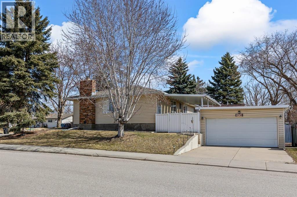 308 Lynnover Way SE, Calgary, Alberta