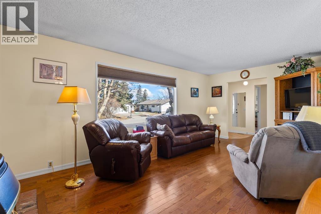 308 Lynnover Way Se, Calgary, Alberta  t2c 1l1 - Photo 6 - A2302786