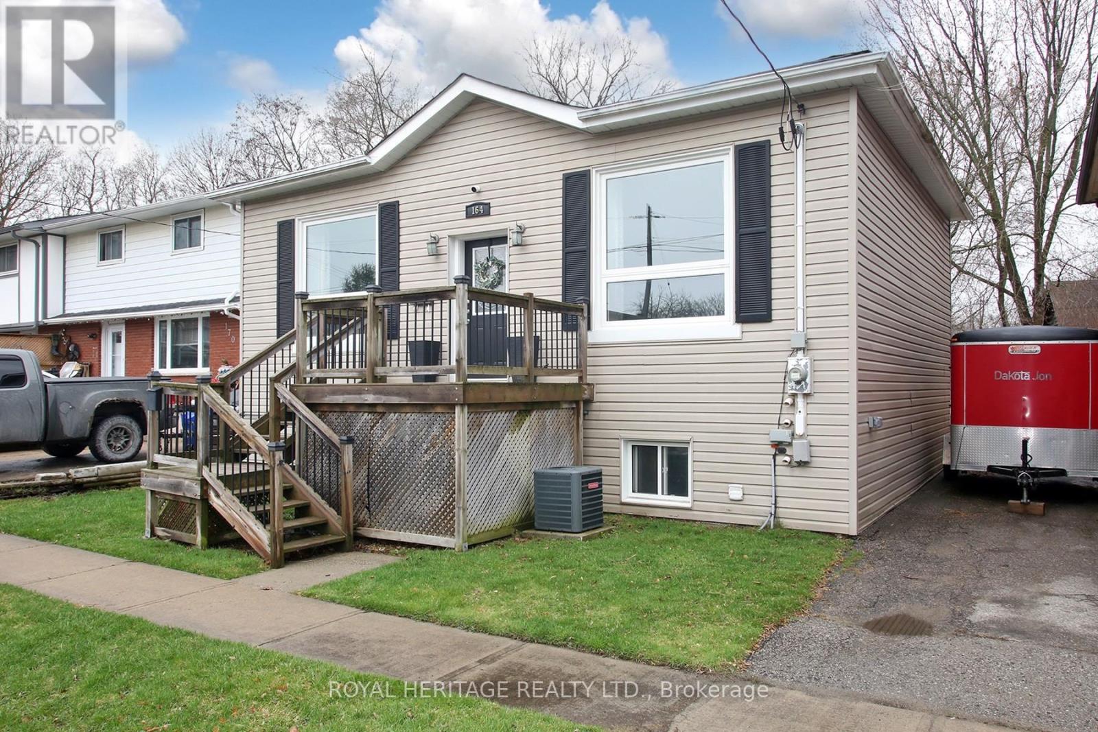 164 Kings Hill Lane, Clarington, Ontario  L1C 1R8 - Photo 2 - E13017216