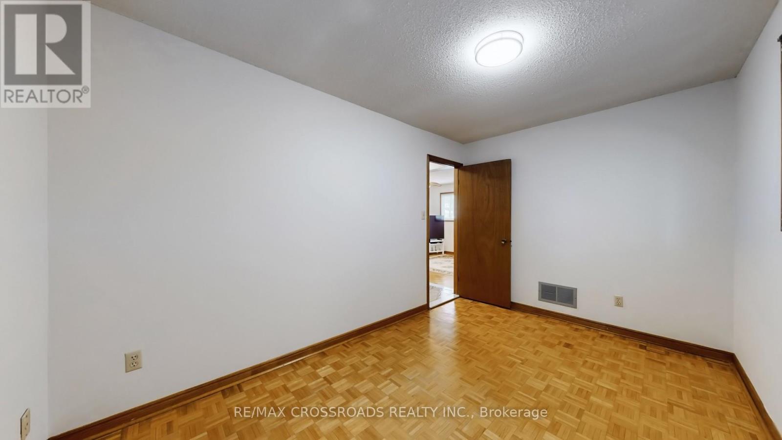 93a Wanstead Avenue, Toronto (Oakridge), Ontario  M1L 3L6 - Photo 33 - E13017246