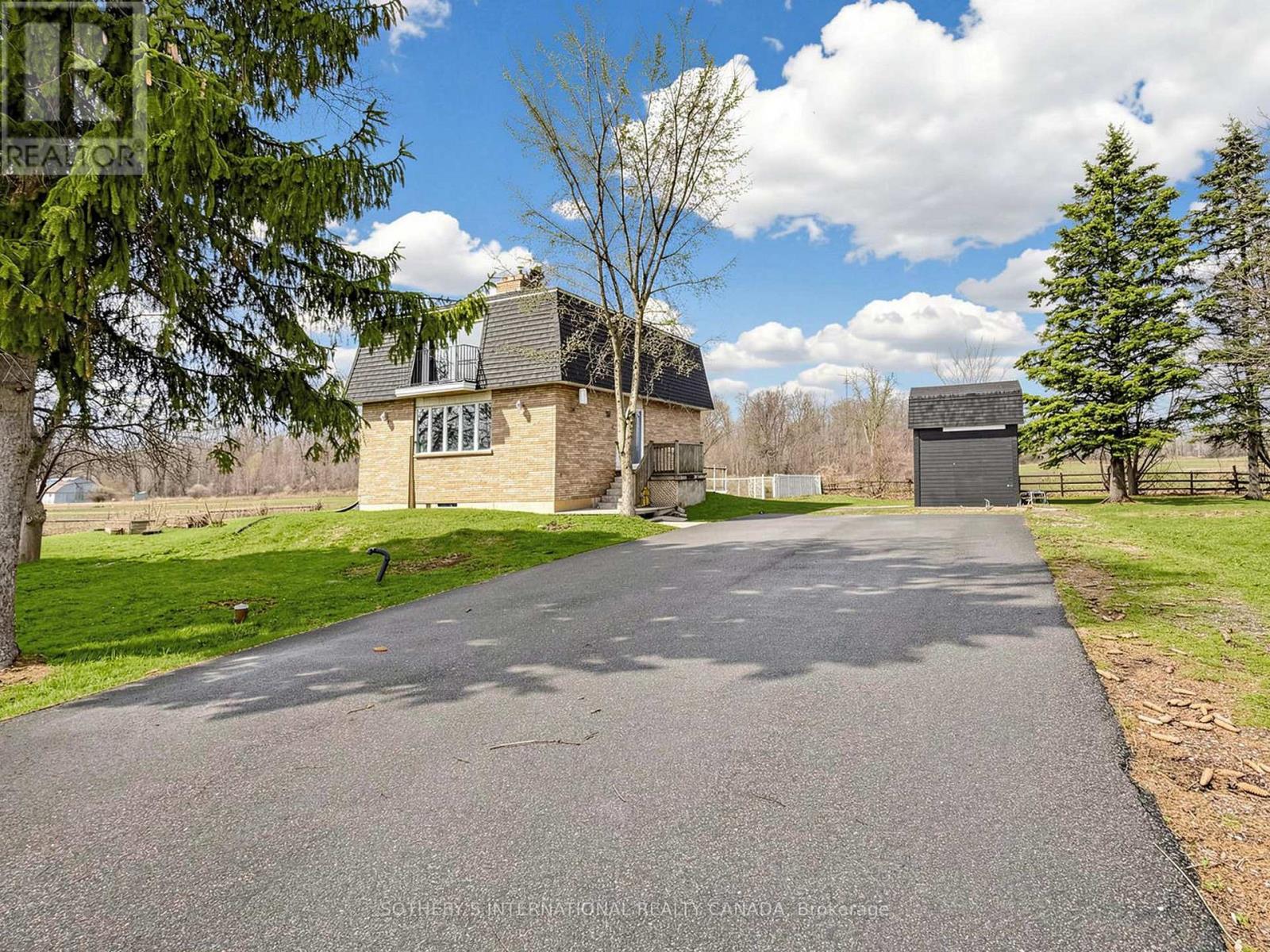 3520 89 Highway, Innisfil, Ontario  L0L 1L0 - Photo 2 - N13017226