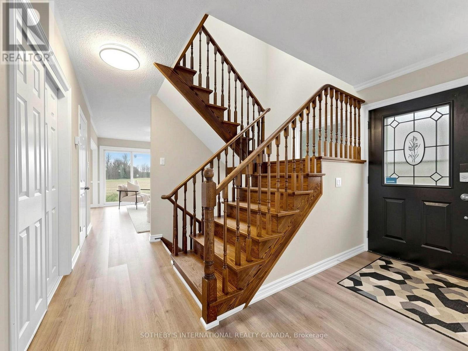 3520 89 Highway, Innisfil, Ontario  L0L 1L0 - Photo 3 - N13017226