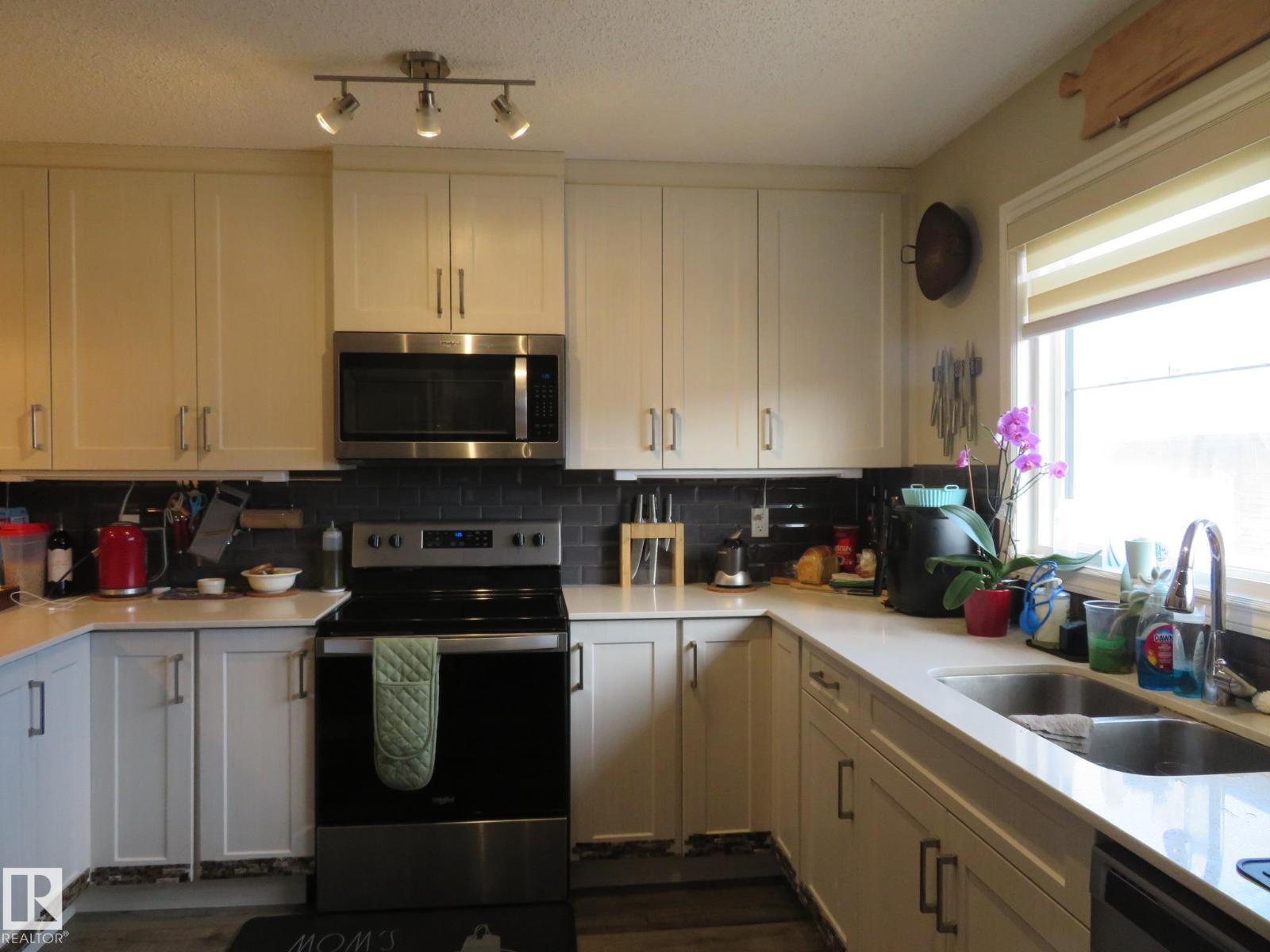 5361 Admiral Girouard St Nw, Edmonton, Alberta  T5E 6X5 - Photo 12 - E4483117