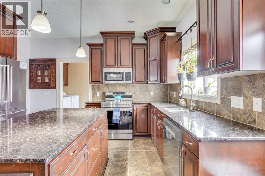 161 Snowy Owl Way, Fort Mcmurray, Alberta  T9K 0R7 - Photo 11 - A2294591