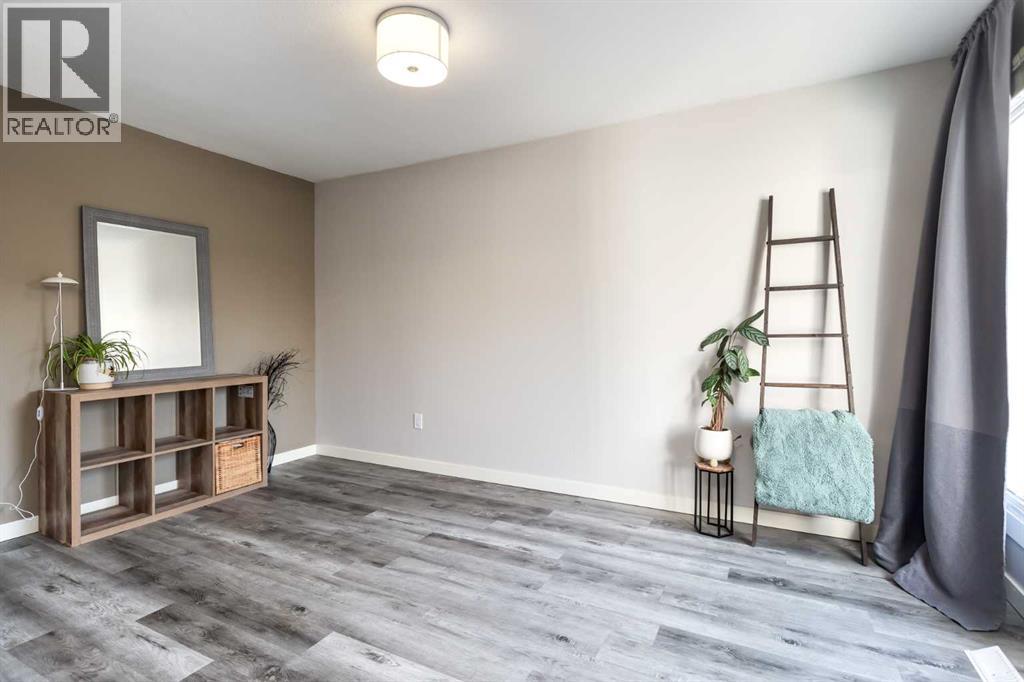 112, 25 Glamis Green SW, Calgary, Alberta  T3E 6V1 - Photo 12 - A2287121