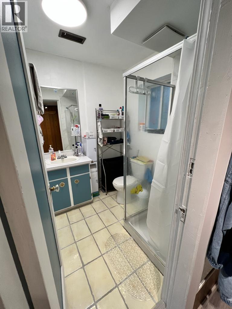 5630 Oben, Vancouver, British Columbia  V6Z 0E7 - Photo 11 - R3113109