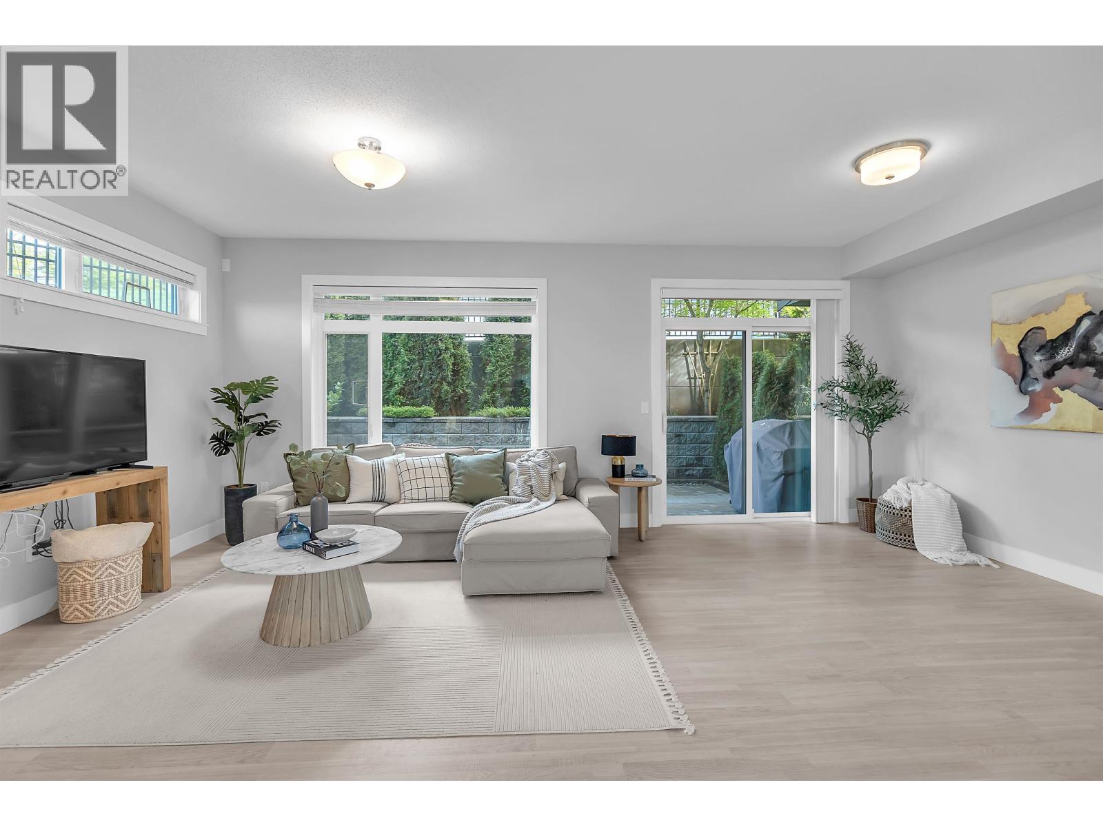 124 3525 Chandler Street, Coquitlam, British Columbia  V3E 0L9 - Photo 3 - R3113111